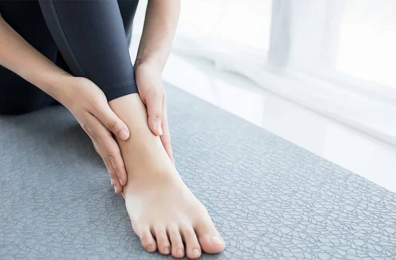 افتادگی مچ پا چیست؟