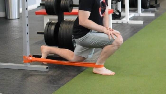  ورزش دورسی‌فلکشن پا یکی از ورزش‌های موثر برای درمان هالوکس‌ ریجیدوس